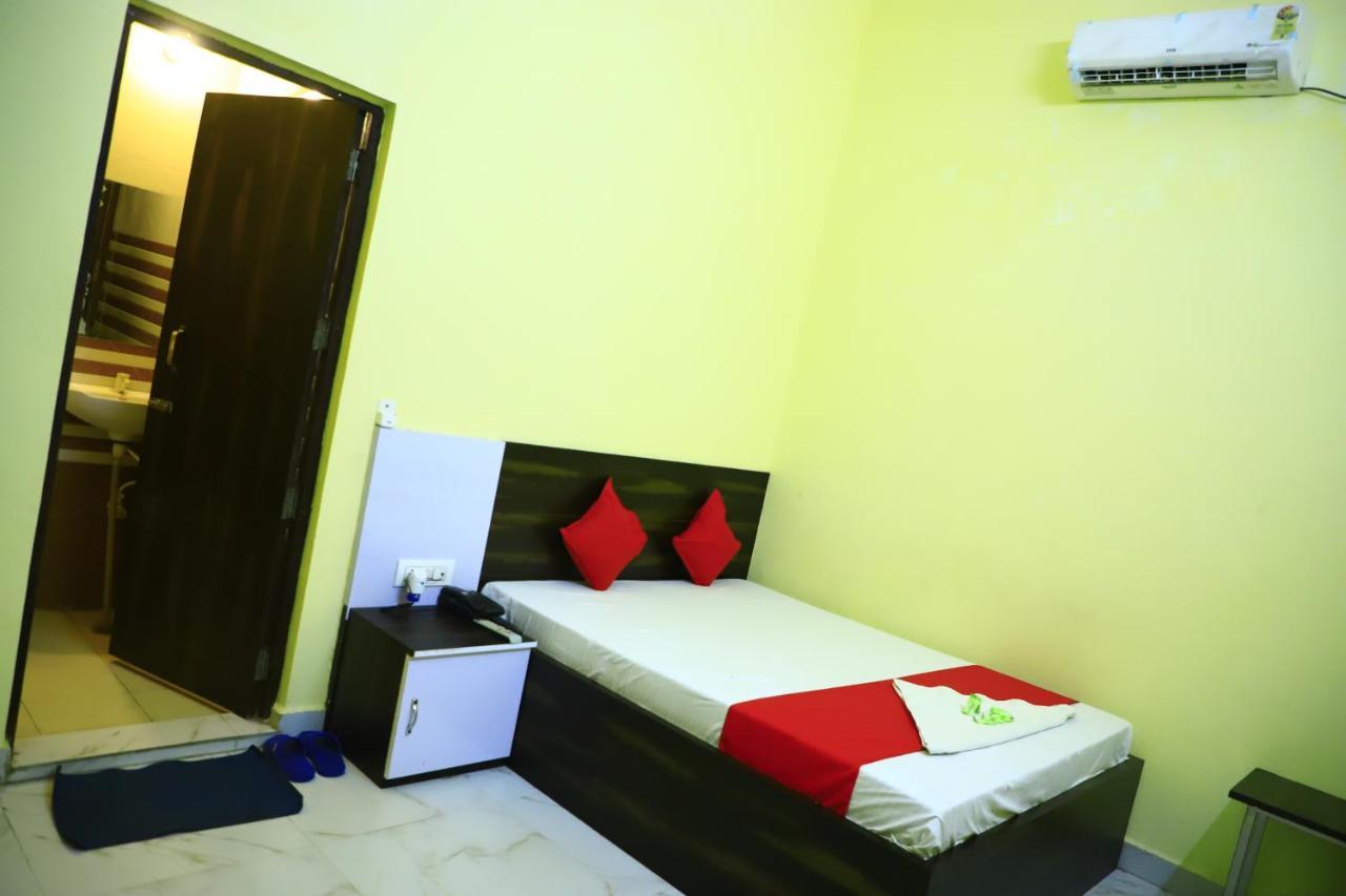 מטורה Shivraj Homestay מראה חיצוני תמונה
