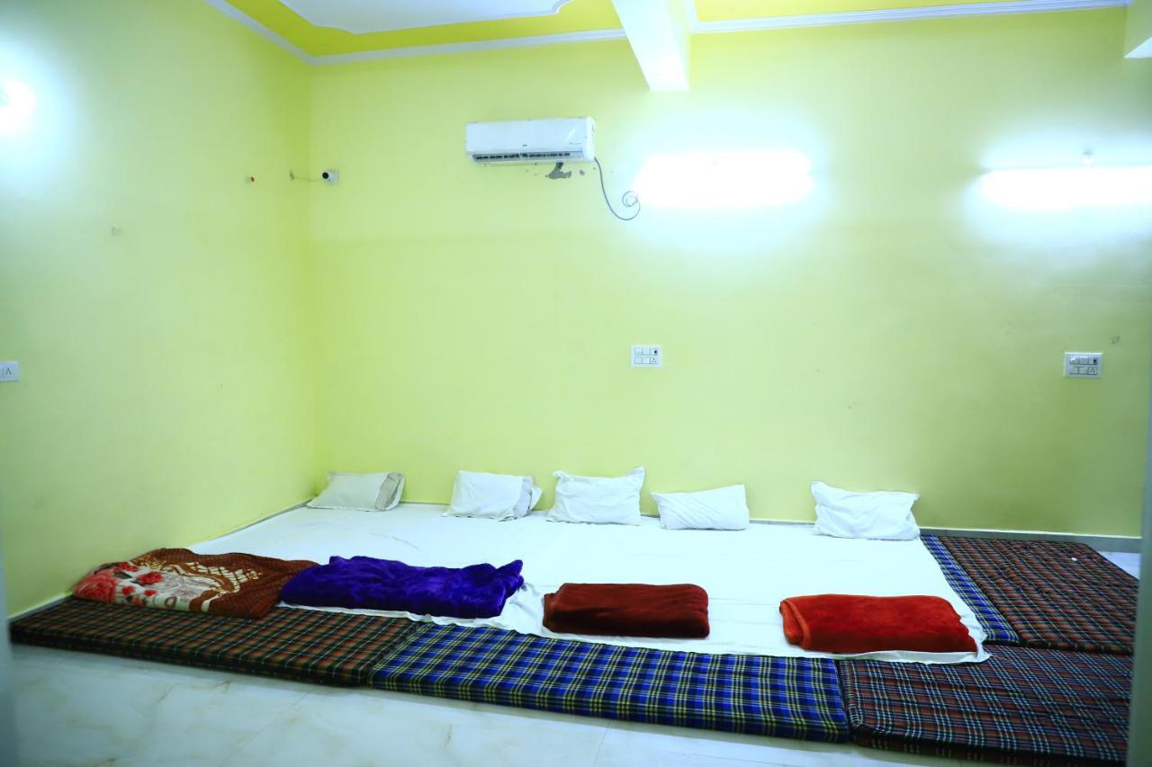 מטורה Shivraj Homestay מראה חיצוני תמונה
