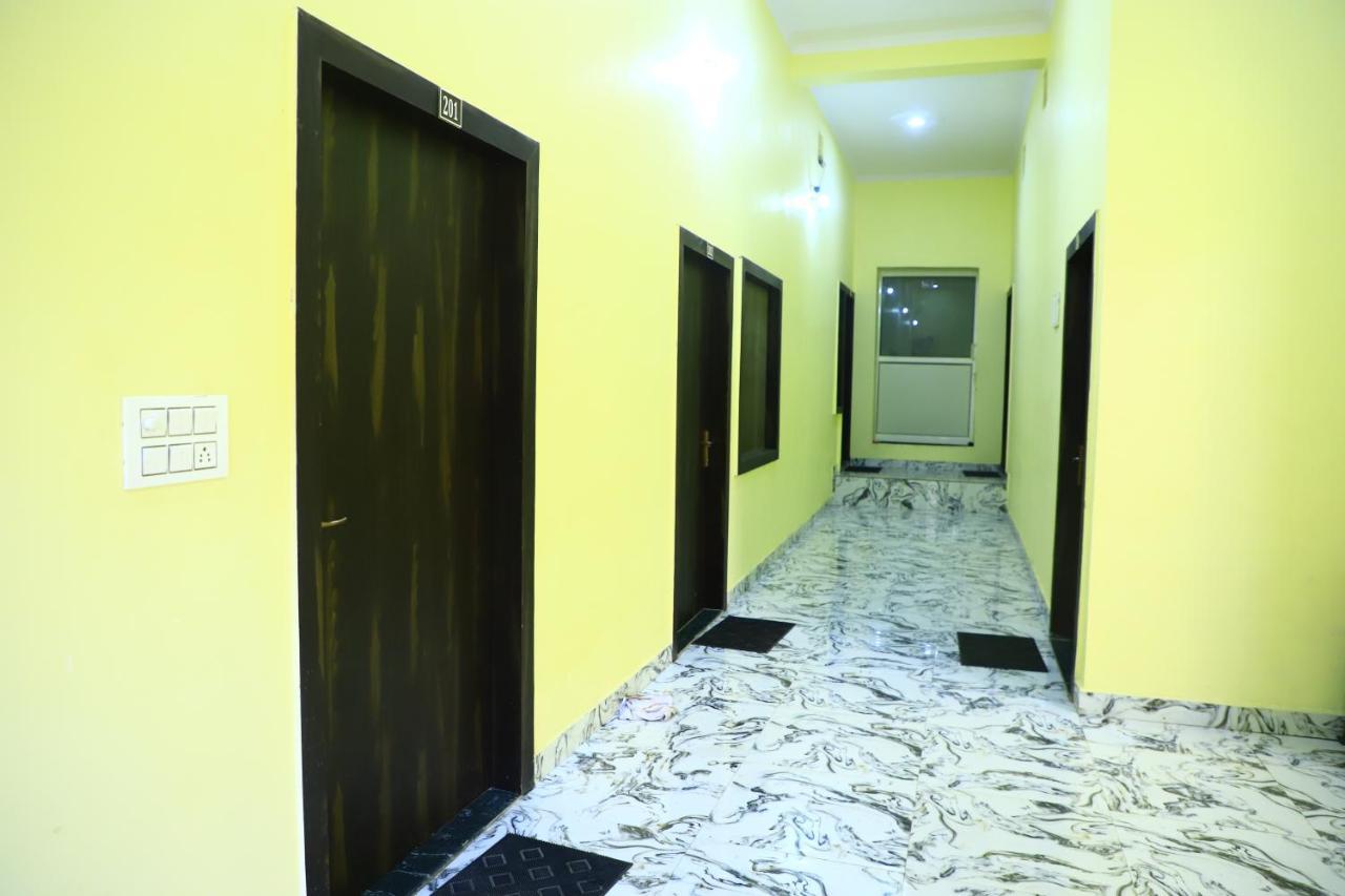 מטורה Shivraj Homestay מראה חיצוני תמונה